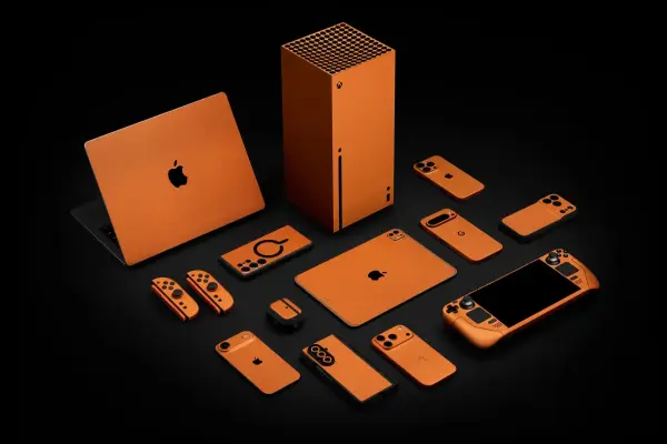 Bạn có thích iPhone 17 Pro màu cam Cosmic không? Giờ đây bạn có thể sở hữu nó trên Pixel 10 Pro, Xbox và nhiều thiết bị khác.